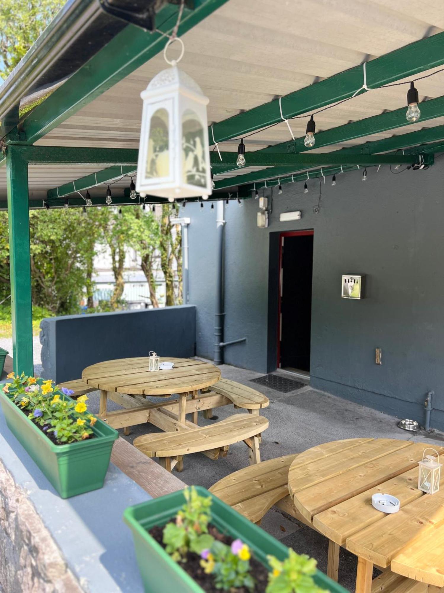 Moycullen The Coach House Inn מראה חיצוני תמונה